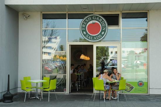 FreshGarden Salads
